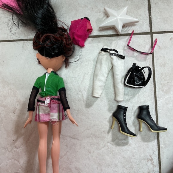 Bratz Funk Out Jade - Picture 8 of 8